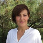 Profesora presencial para niños y adolescentes